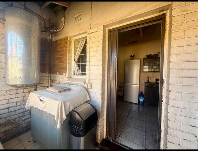 3 BEDROOM HOUSE FOR SALE IN VANDERBIJLPARK CE 1